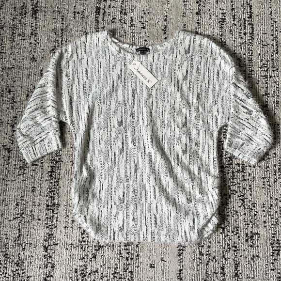 NWT Chances R White Sweater - Picture 1 of 4